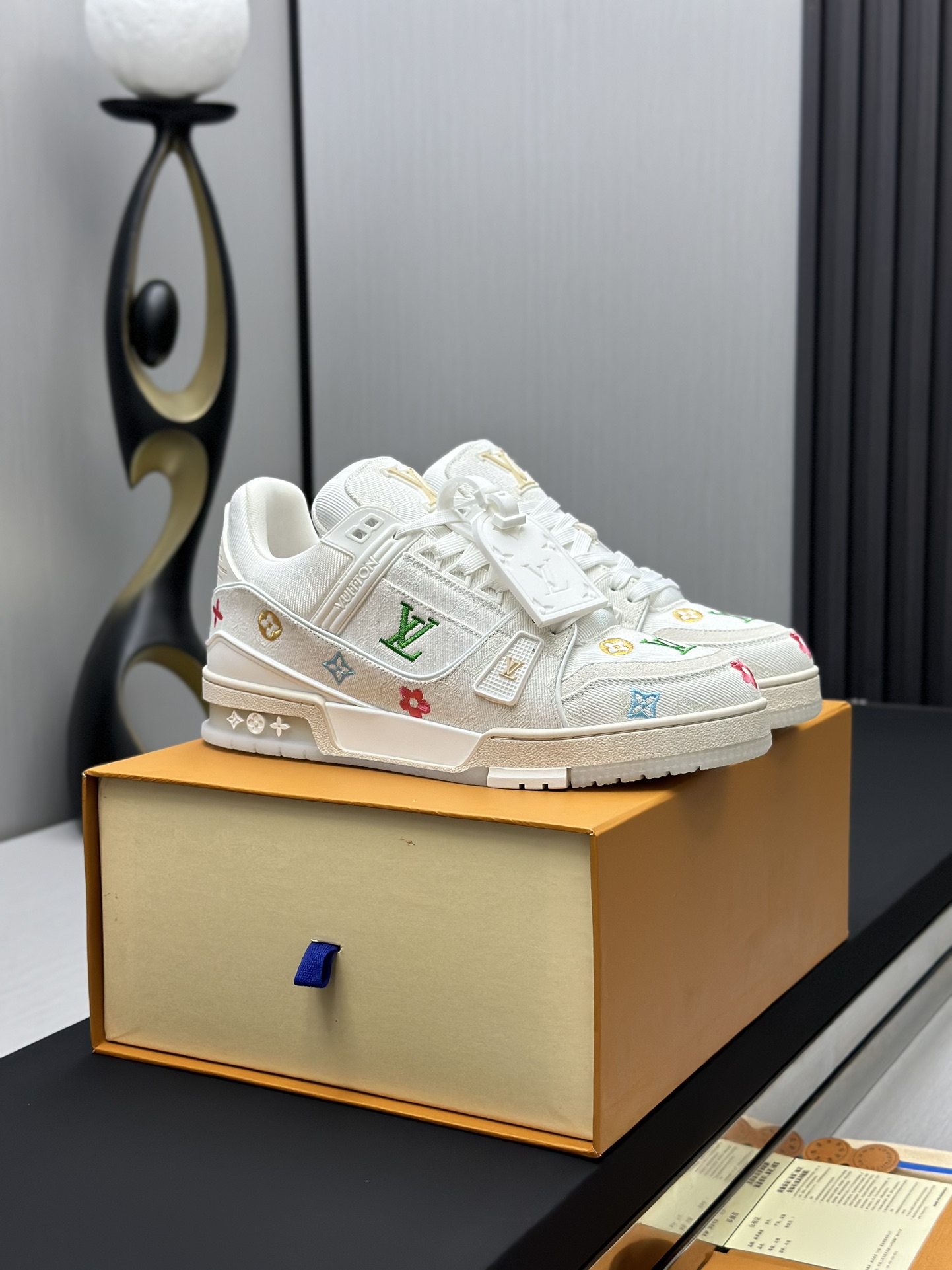 Louis Vuitton Sneakers