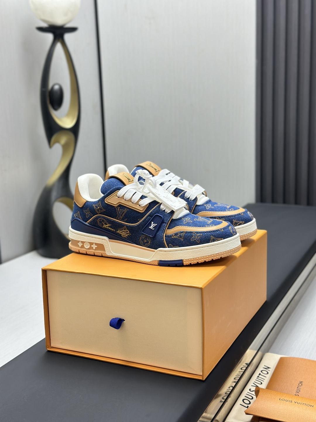 Louis Vuitton Sneakers