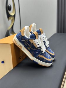 Louis Vuitton Sneakers