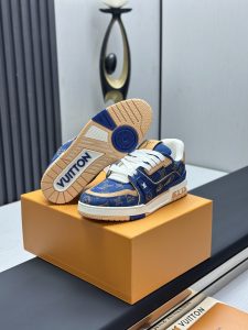 Louis Vuitton Sneakers