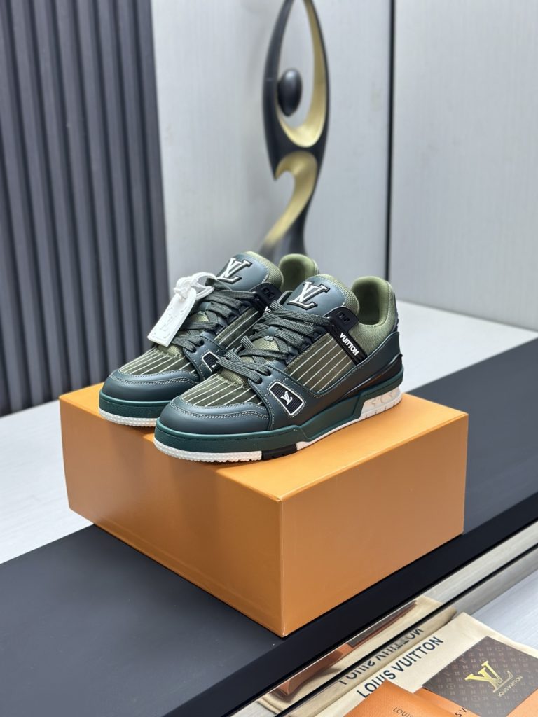 Louis Vuitton Sneakers