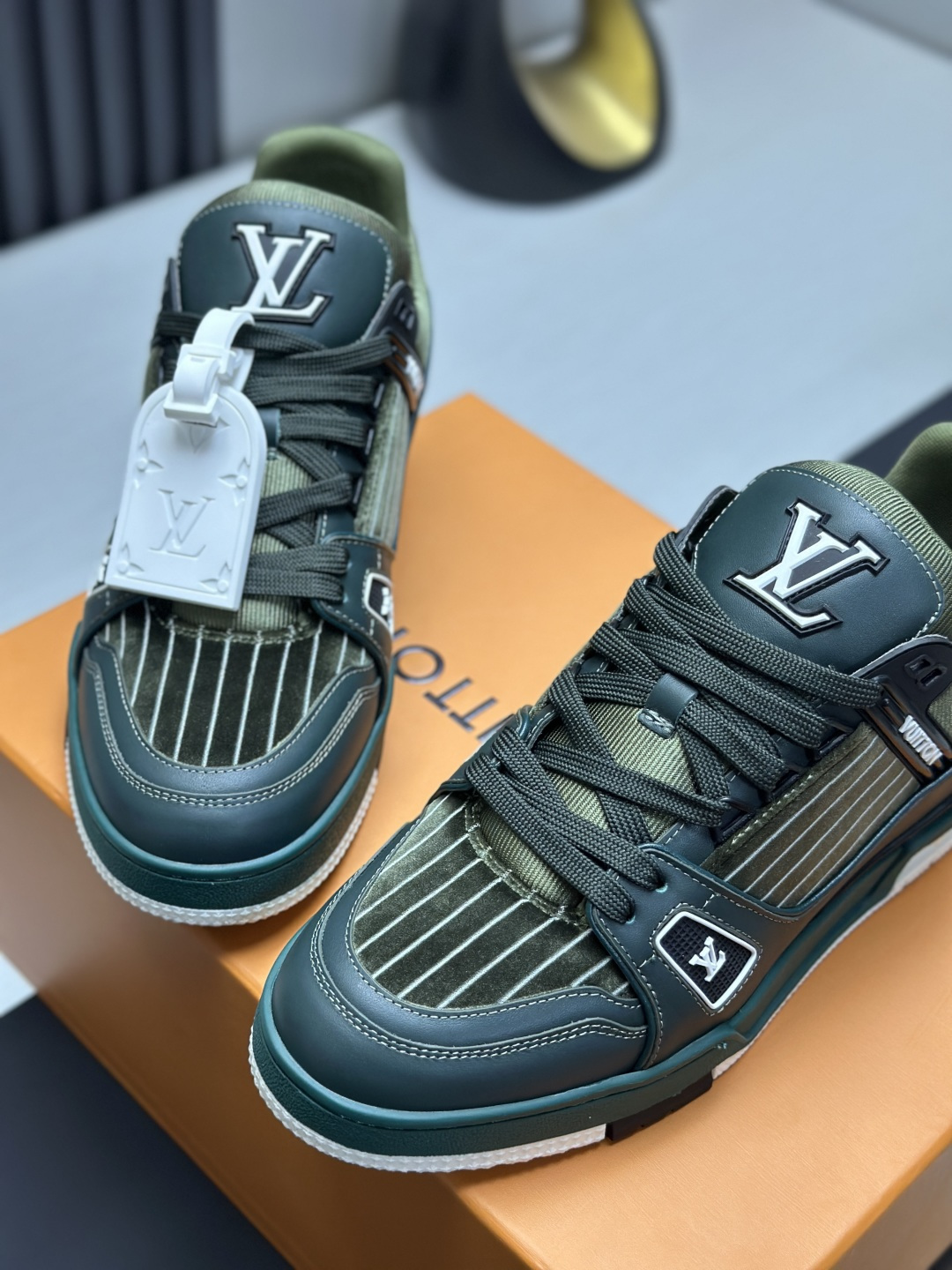 Louis Vuitton Sneakers