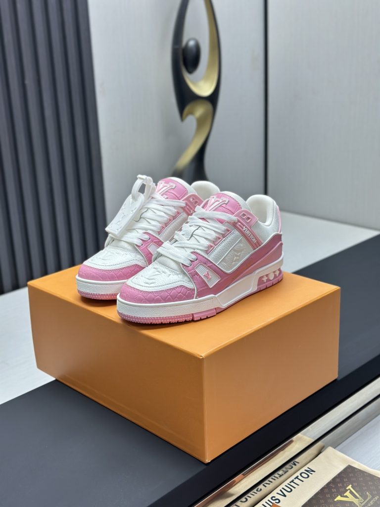 Louis Vuitton Sneakers