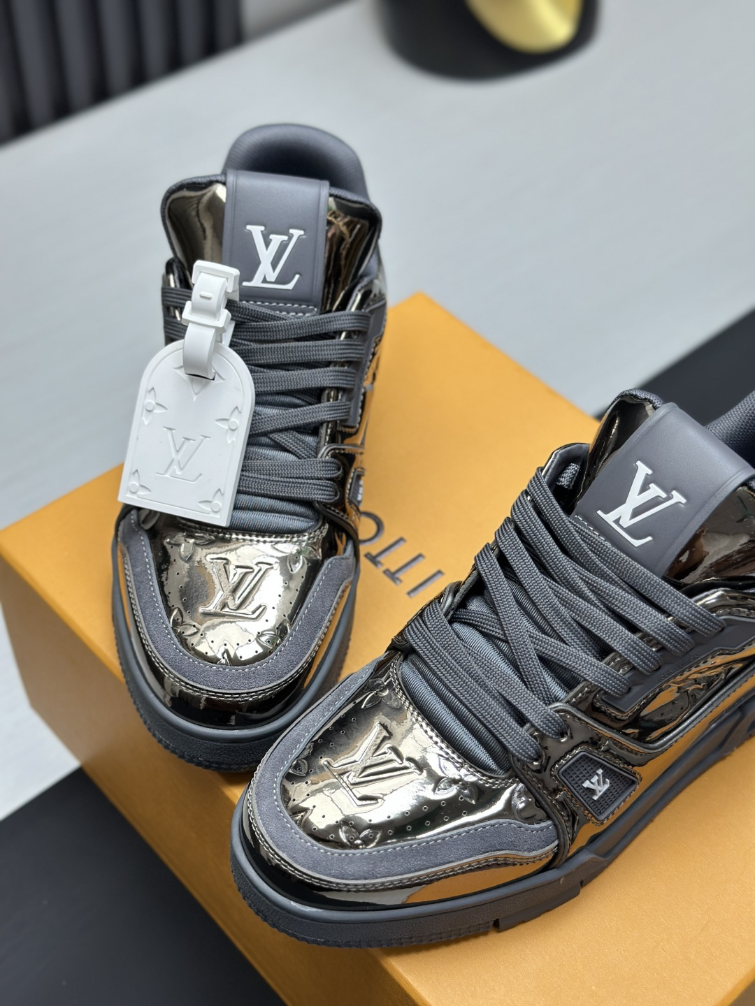 Louis Vuitton Sneakers