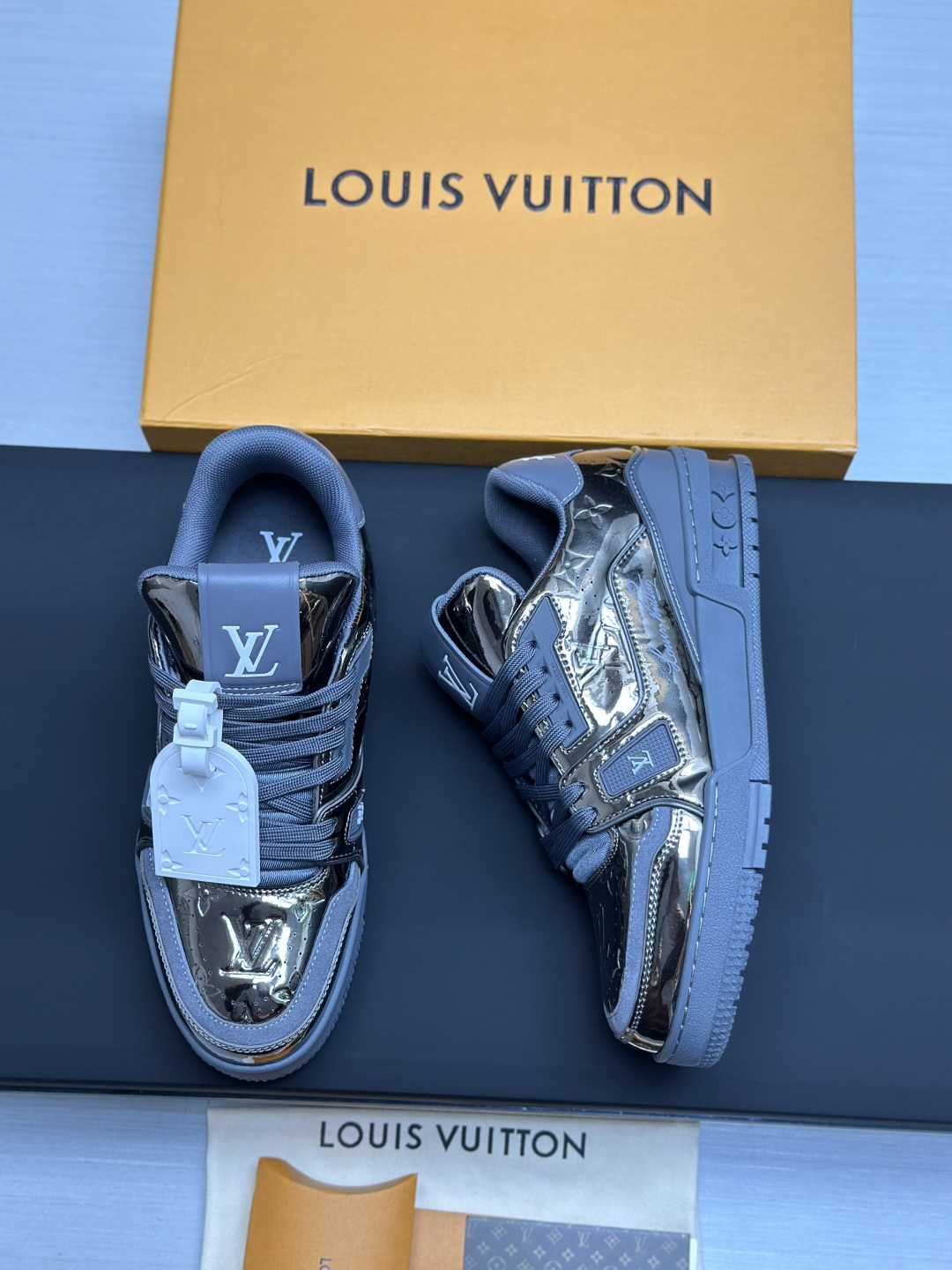 Louis Vuitton Sneakers