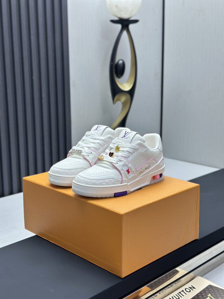 Louis Vuitton Sneakers