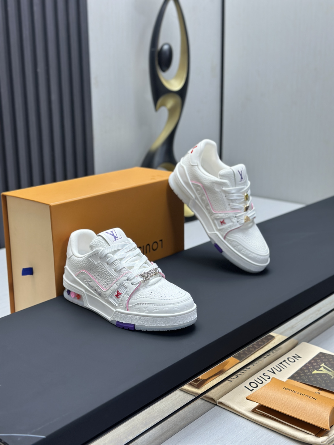 Louis Vuitton Sneakers