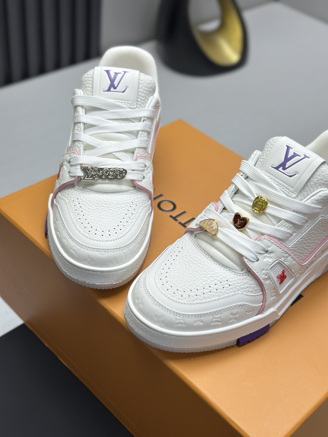 Louis Vuitton Sneakers