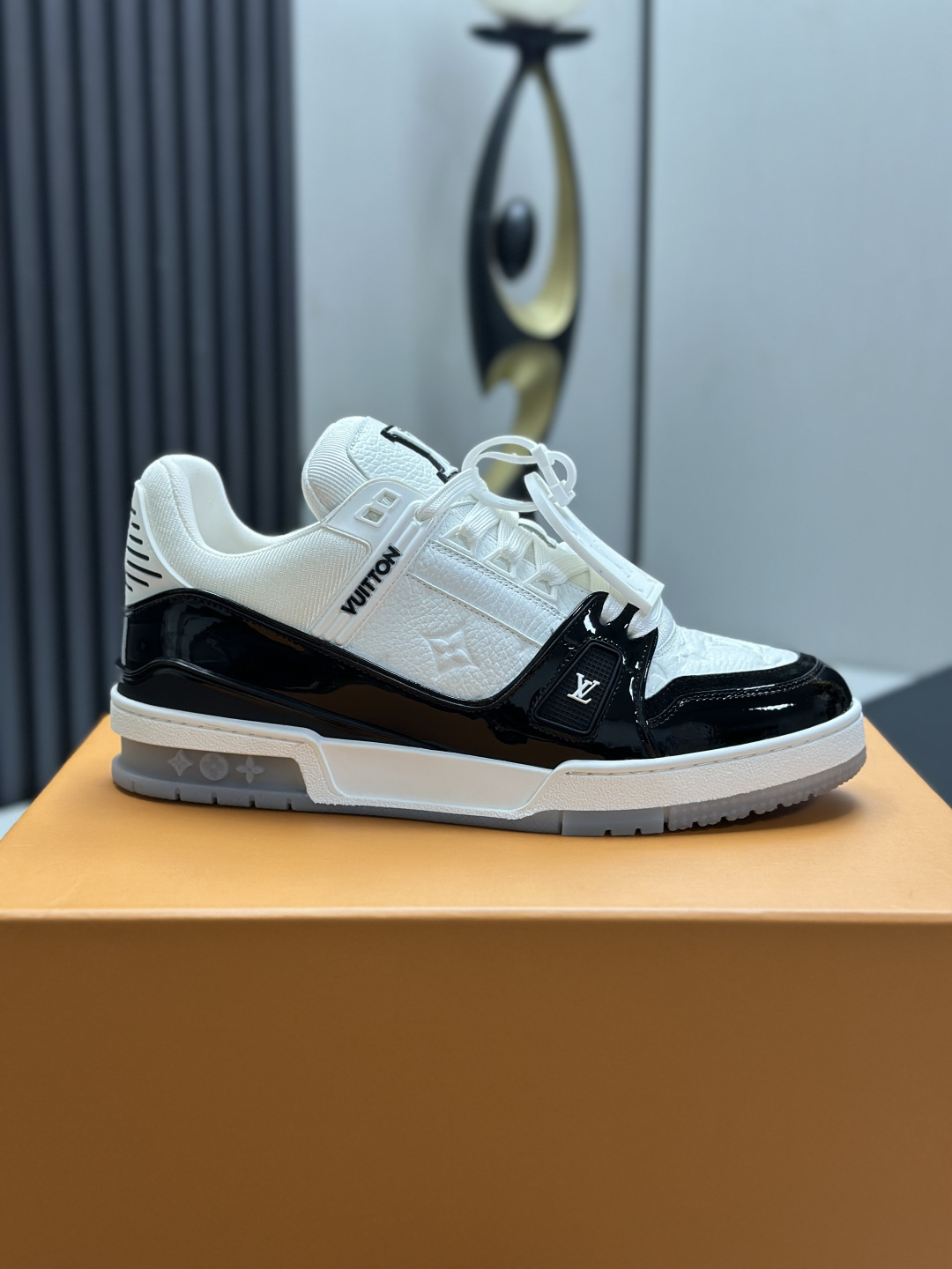 Louis Vuitton Sneakers