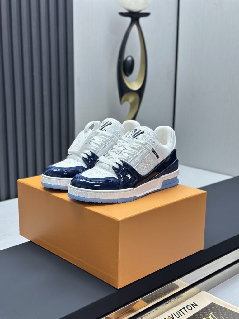 Louis Vuitton Sneakers