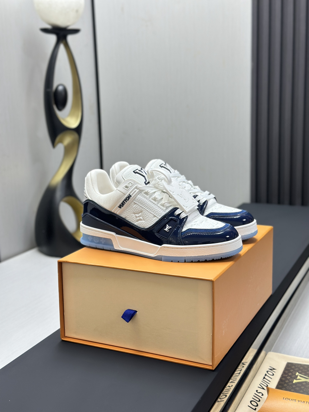 Louis Vuitton Sneakers