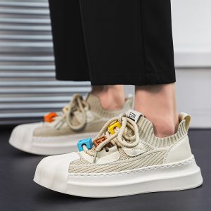 null Sneakers