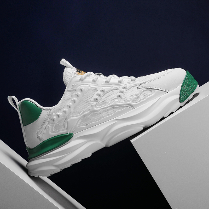 null Sneakers