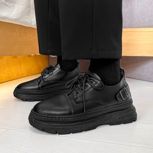 null Shoes in Black