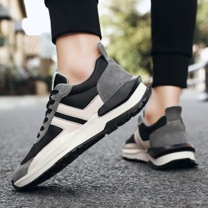 null Sneakers
