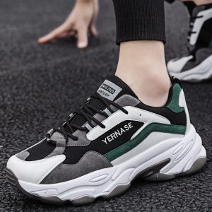 null Sneakers