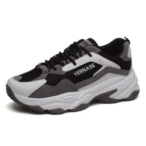 null Sneakers