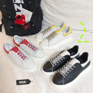 null Sneakers