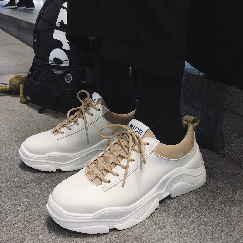 null Sneakers