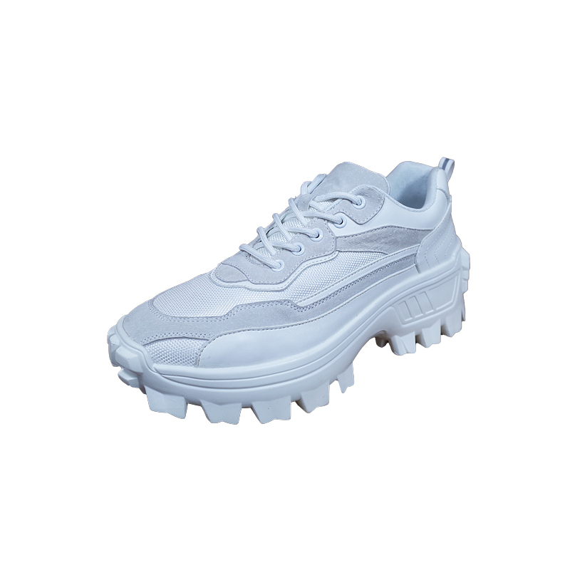 null Sneakers
