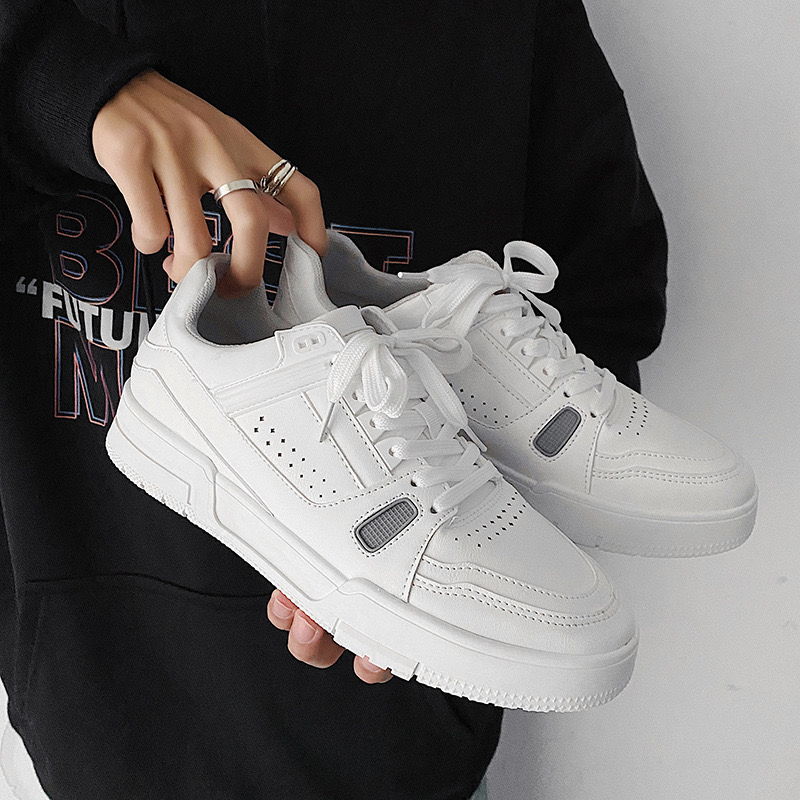 null Sneakers