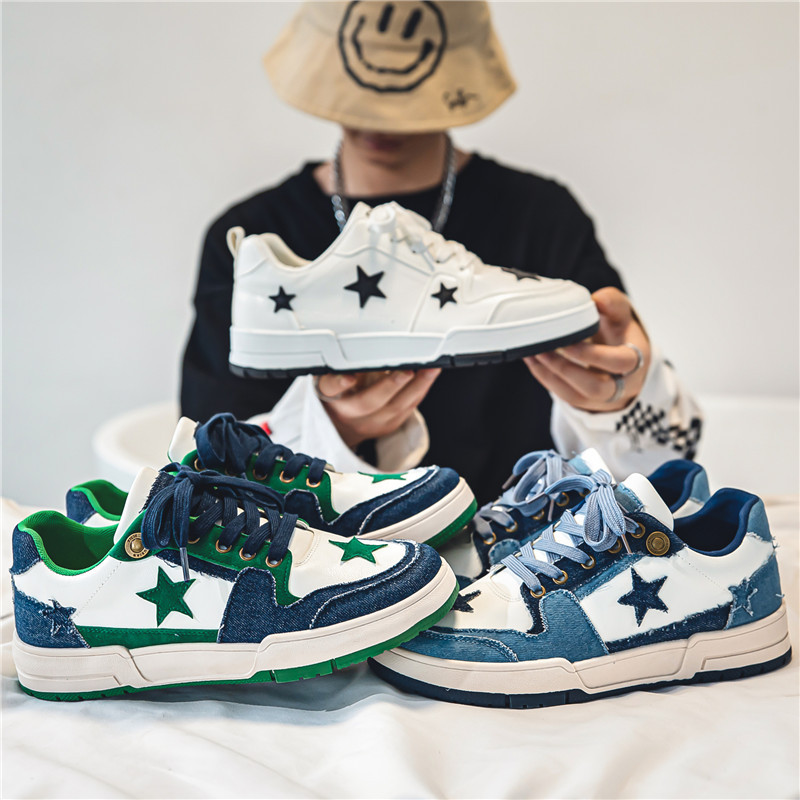 null Sneakers