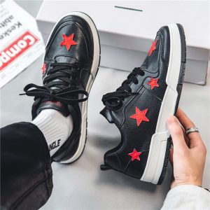 null Sneakers