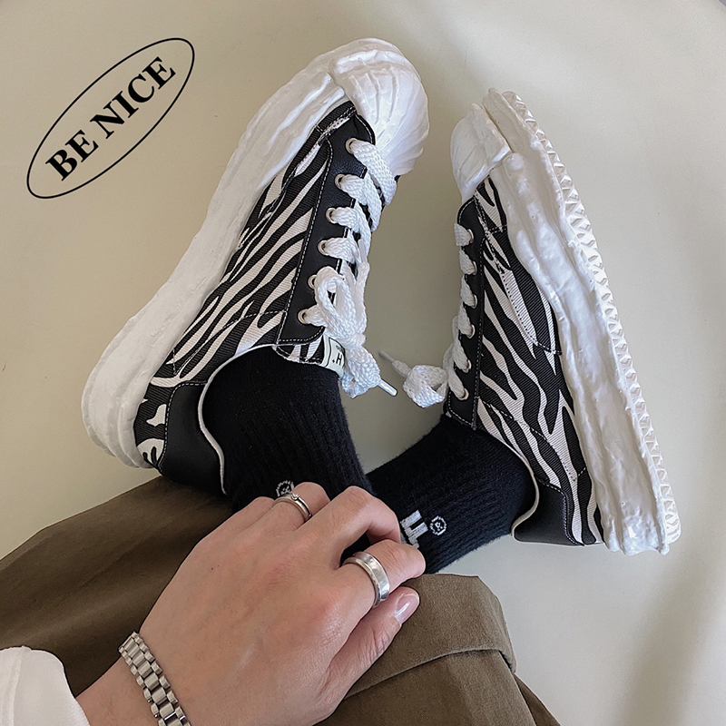 null Shoes