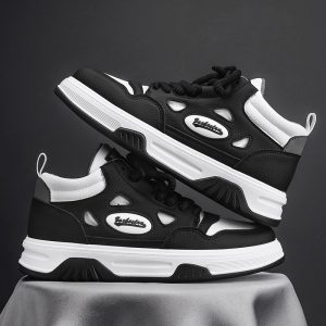 null Sneakers