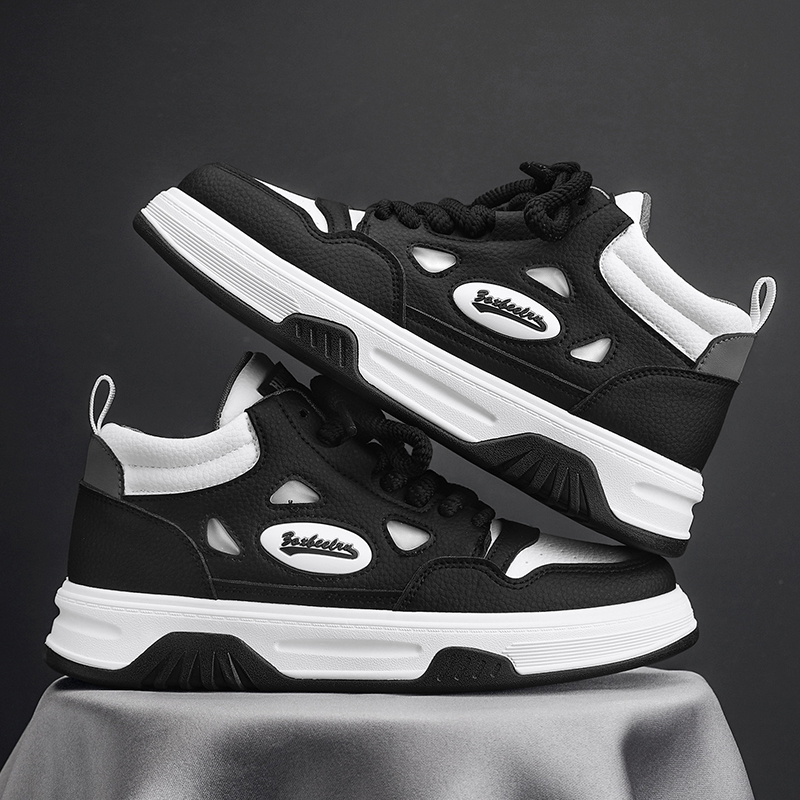 null Sneakers