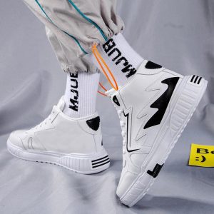 null Sneakers