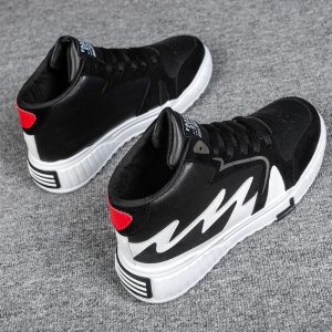 null Sneakers