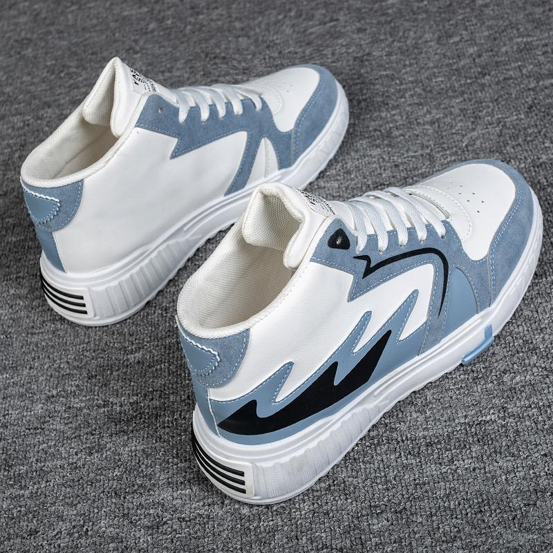 null Sneakers