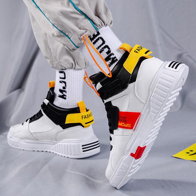 null Sneakers
