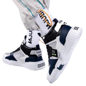 null Sneakers