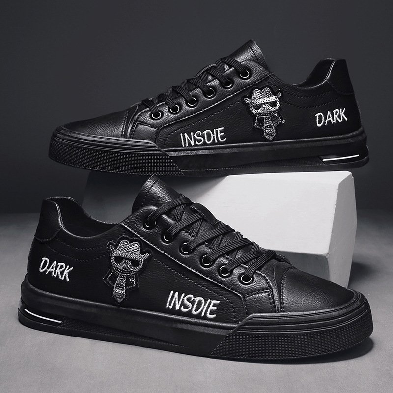 null Sneakers