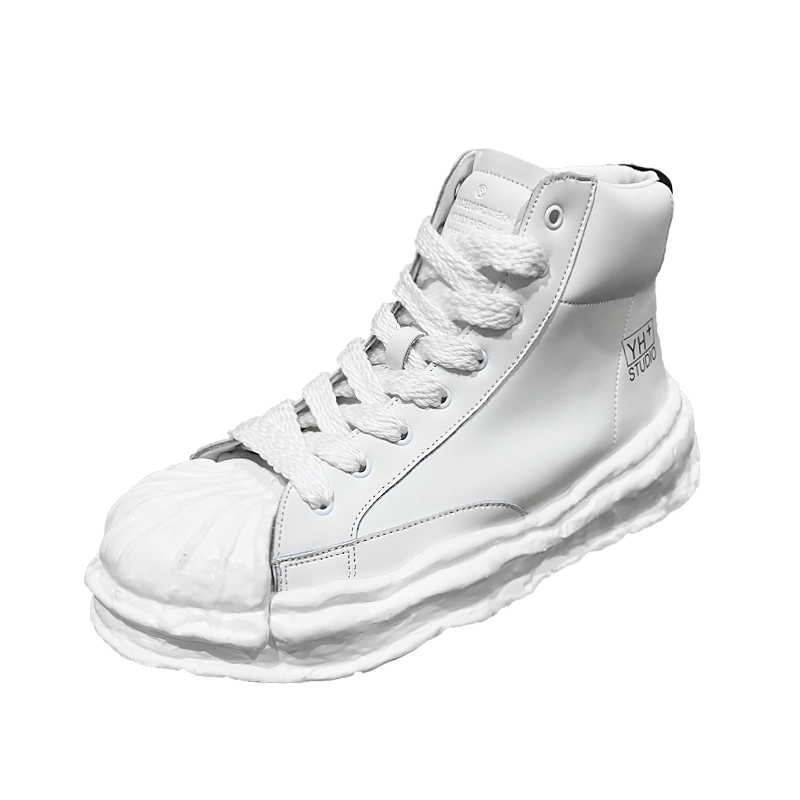 null Sneakers