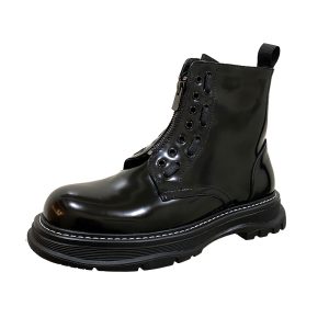 null Boots in Black