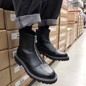 null Boots in Black