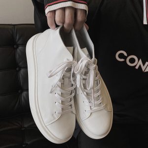 null Sneakers