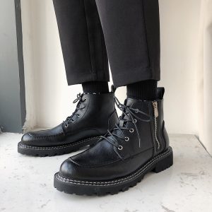 null Boots in Black