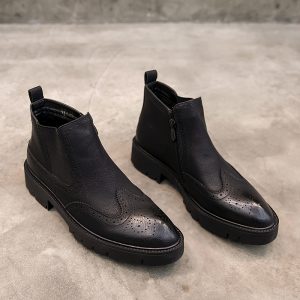 null Boots in Black