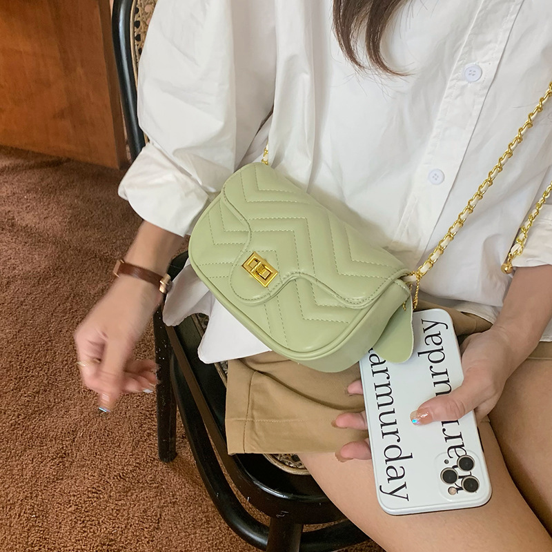 null Shoulder Bag
