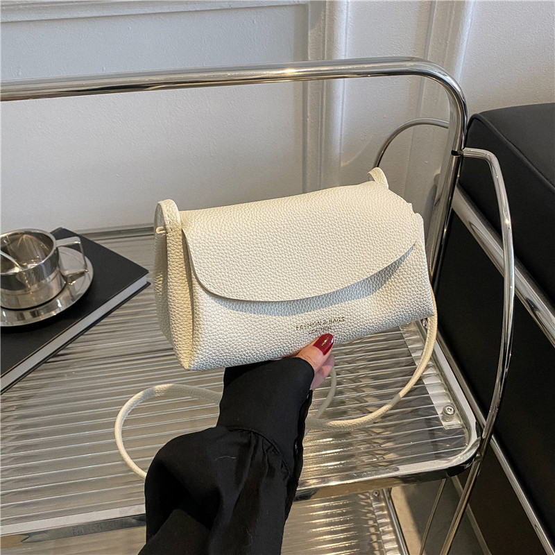 null Shoulder Bag