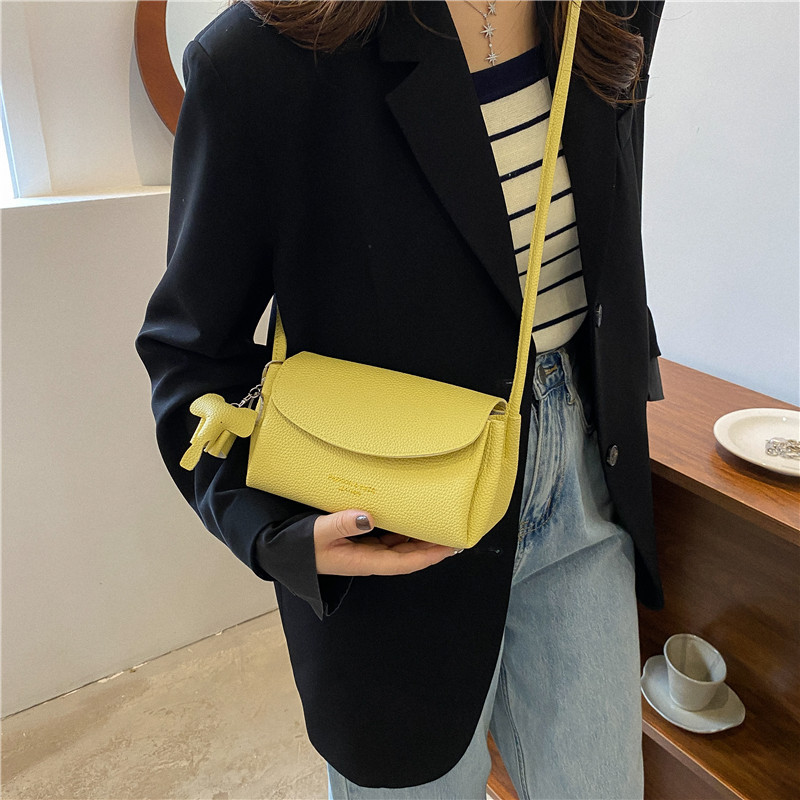 null Shoulder Bag