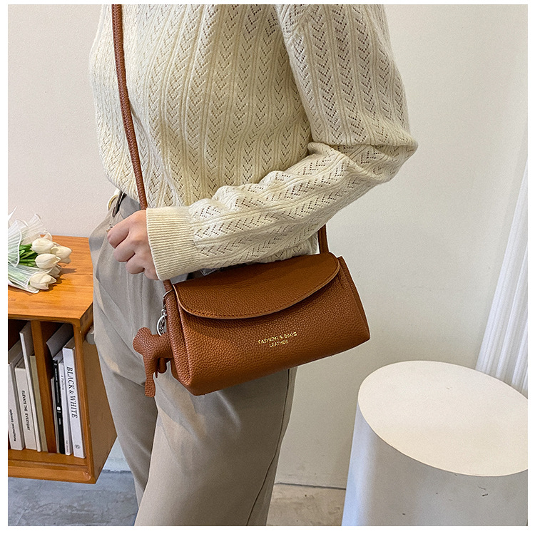 null Shoulder Bag