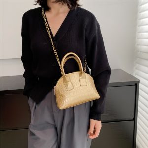 null Shoulder Bag