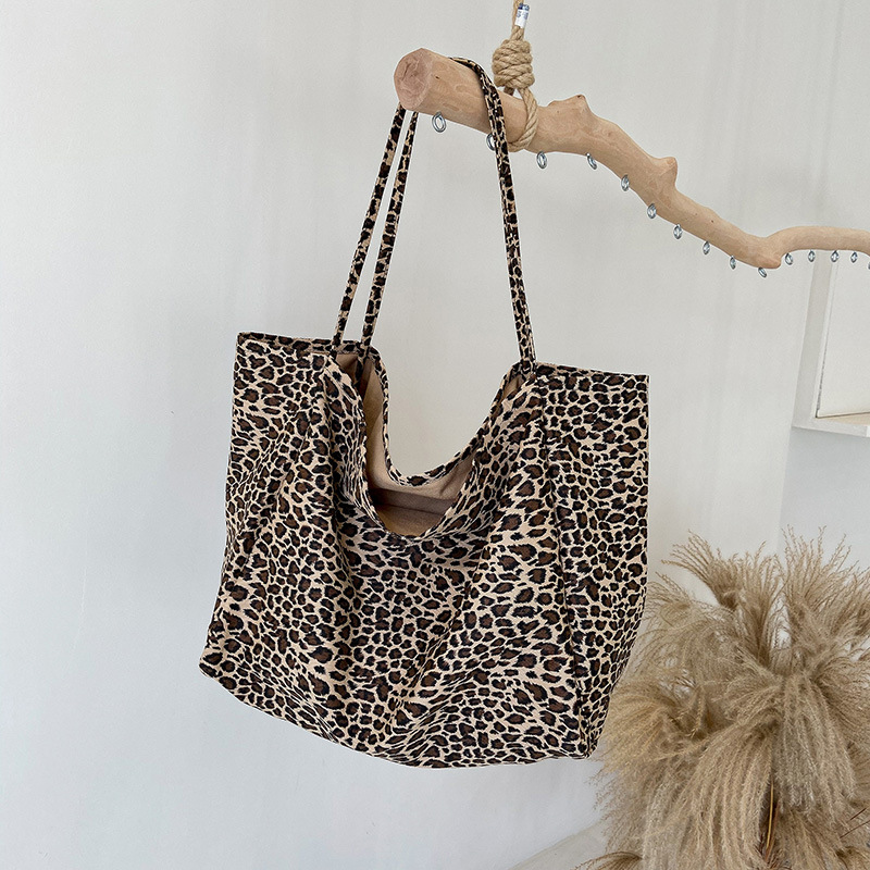 null Tote Bag