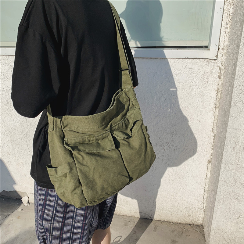null Shoulder Bag