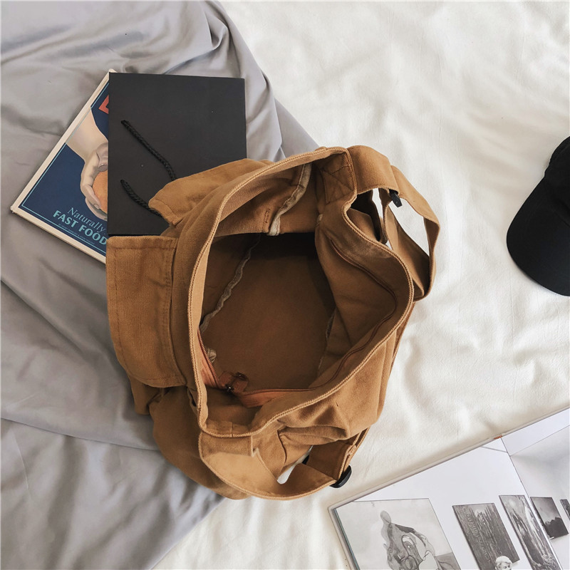 null Shoulder Bag